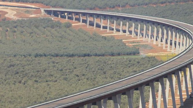 Qué sucede en el contrato de una UTE, si uno de sus miembros desiste.