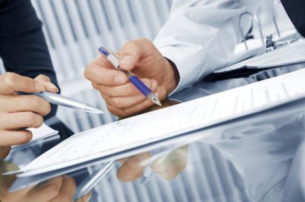 Que no resulte obligado formalizar un Contrato Menor no impide que fijemos un precio por escrito