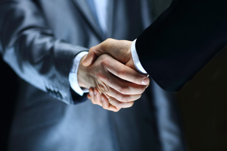 LA ADMINISTRACIÓN NO PUEDE SUSCRIBIR CONVENIOS DE COLABORACIÓN DE CONTENIDO ECONÓMICO CON EMPRESAS. PERO SÍ, LO PUEDE HACER CUANDO SE TRATE DE EMPRESAS PÚBLICAS INSTRUMENTALES